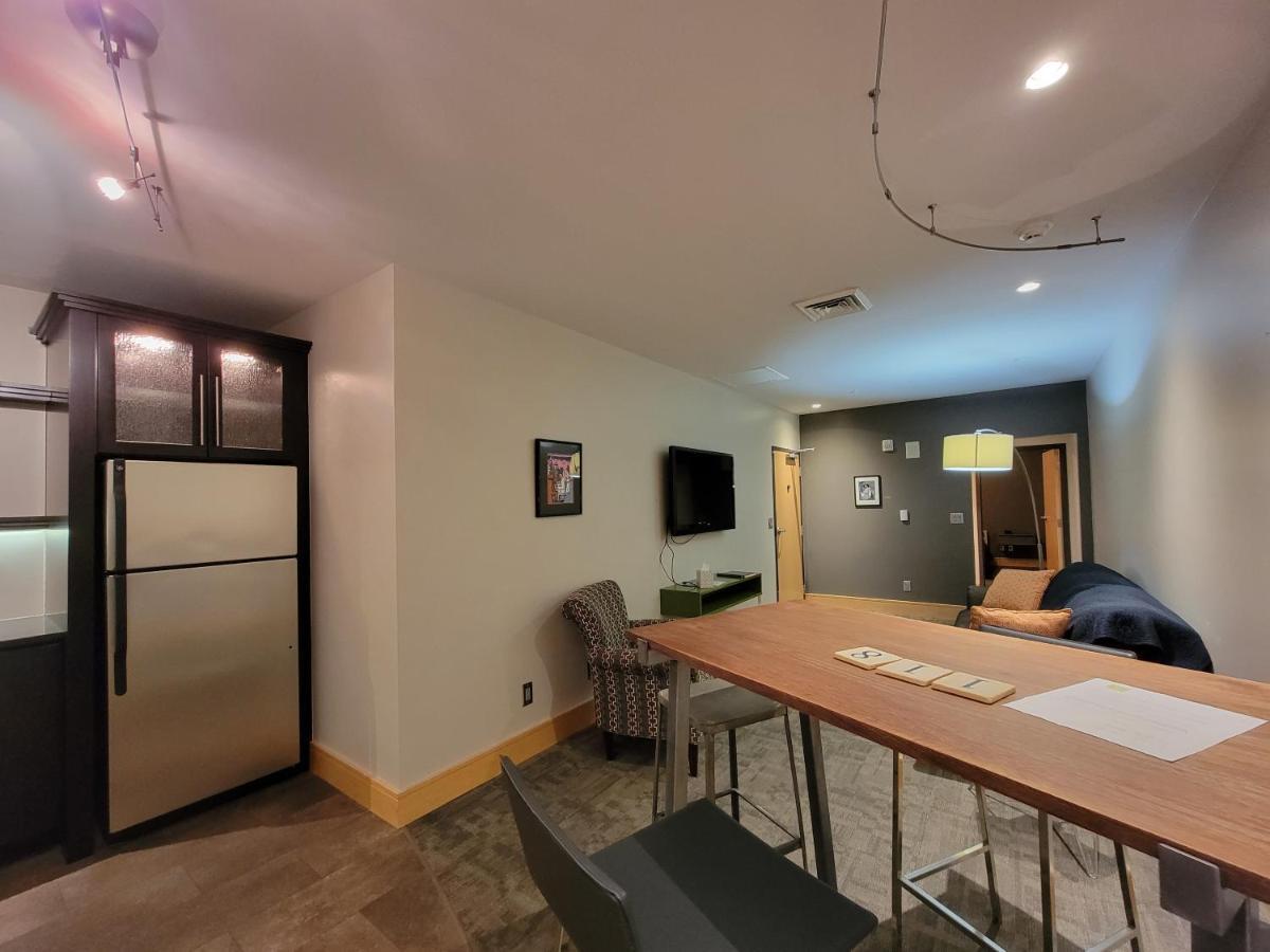 Suites At 118 بلومنقتون المظهر الخارجي الصورة