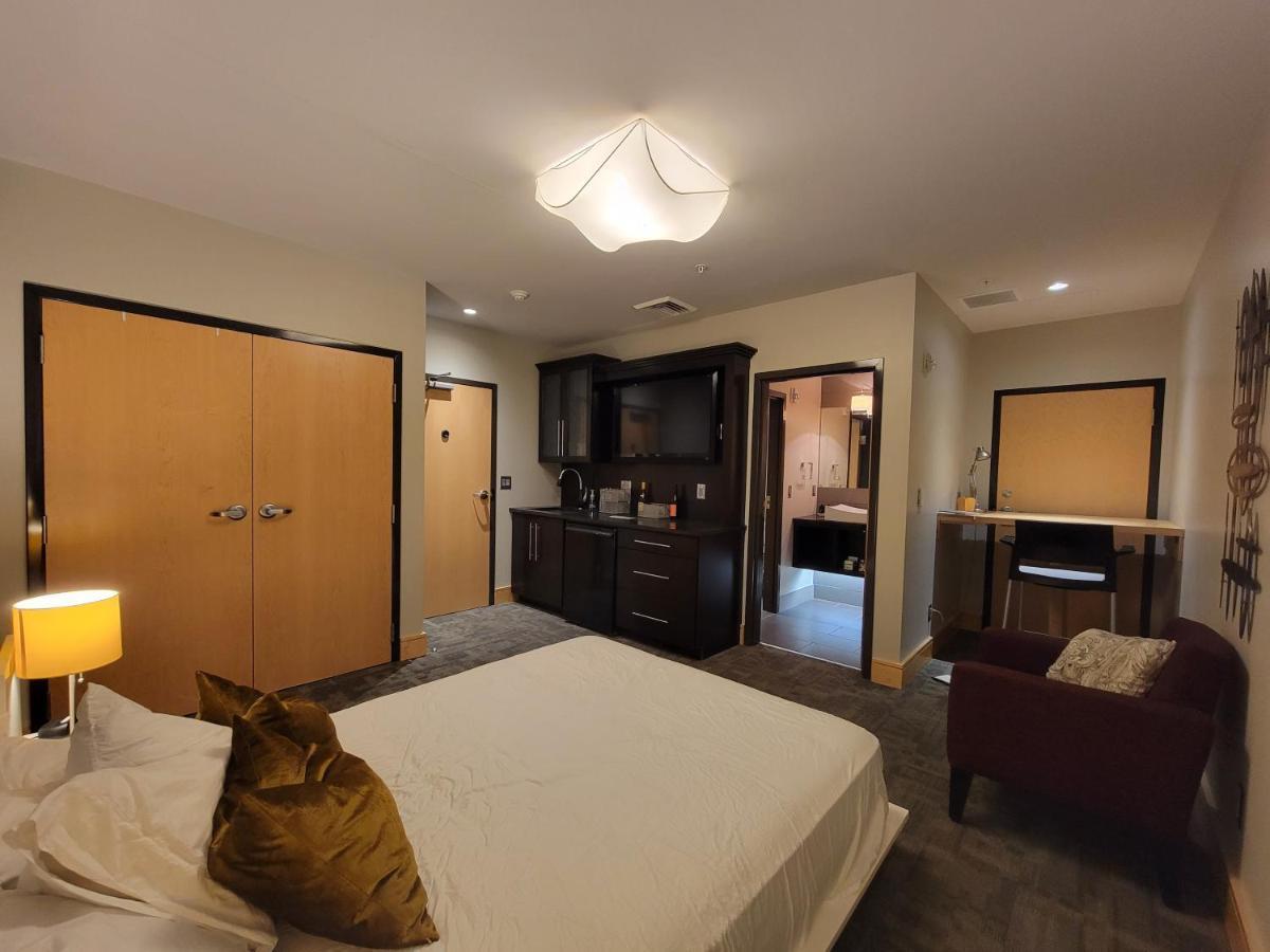 Suites At 118 بلومنقتون المظهر الخارجي الصورة